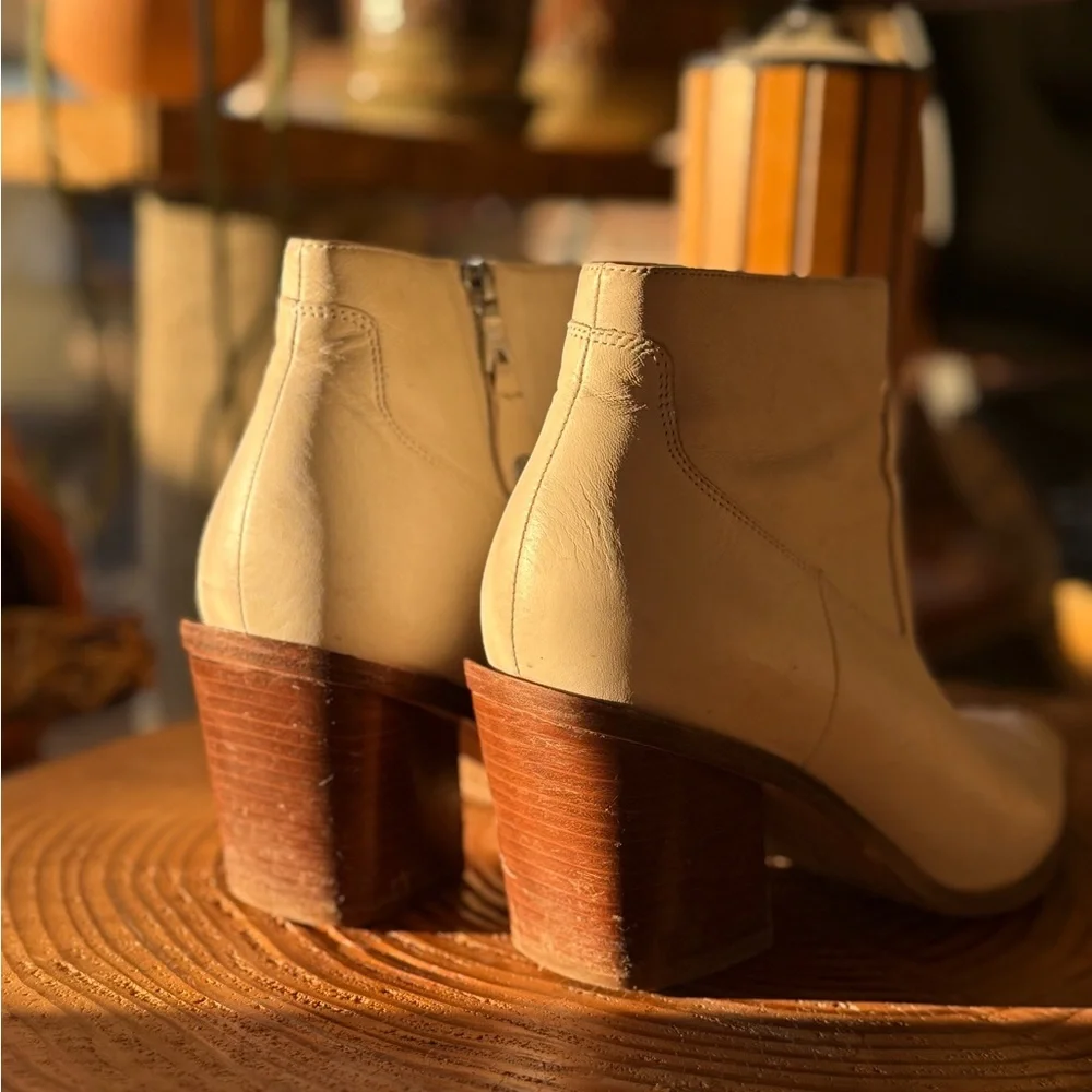 rag & bone Razor Boot 👢 - Picture 3 of 7